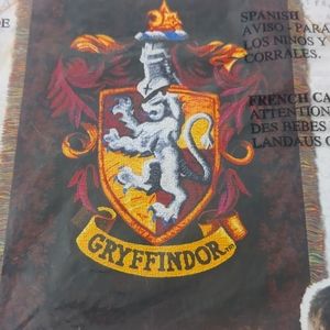 Brand new Harry Potter Gryffindor tapestry throw NIP 60" X 48"